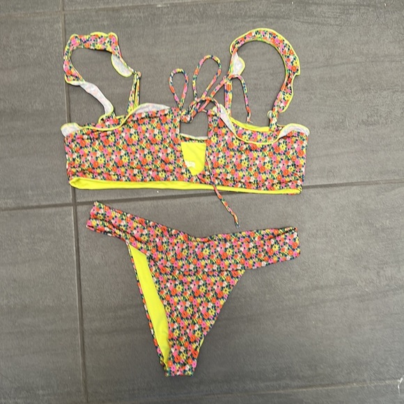 Frankie’s Mackenzie floral SET - Picture 2 of 4